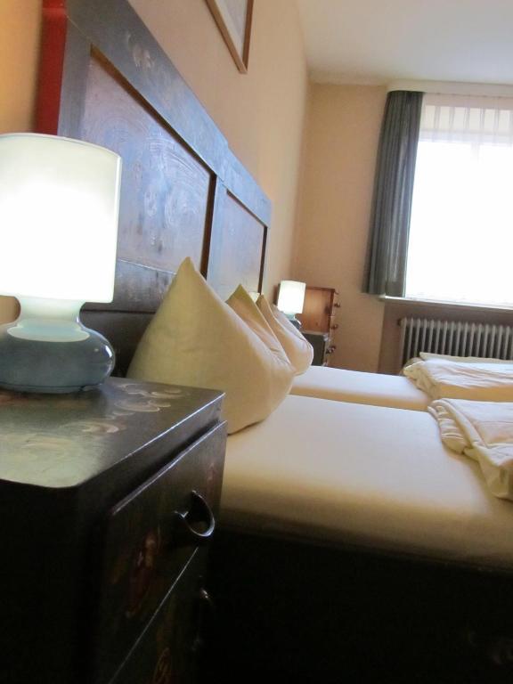 Hotel Gasthof Humplbrau Wolfratshausen Rom bilde