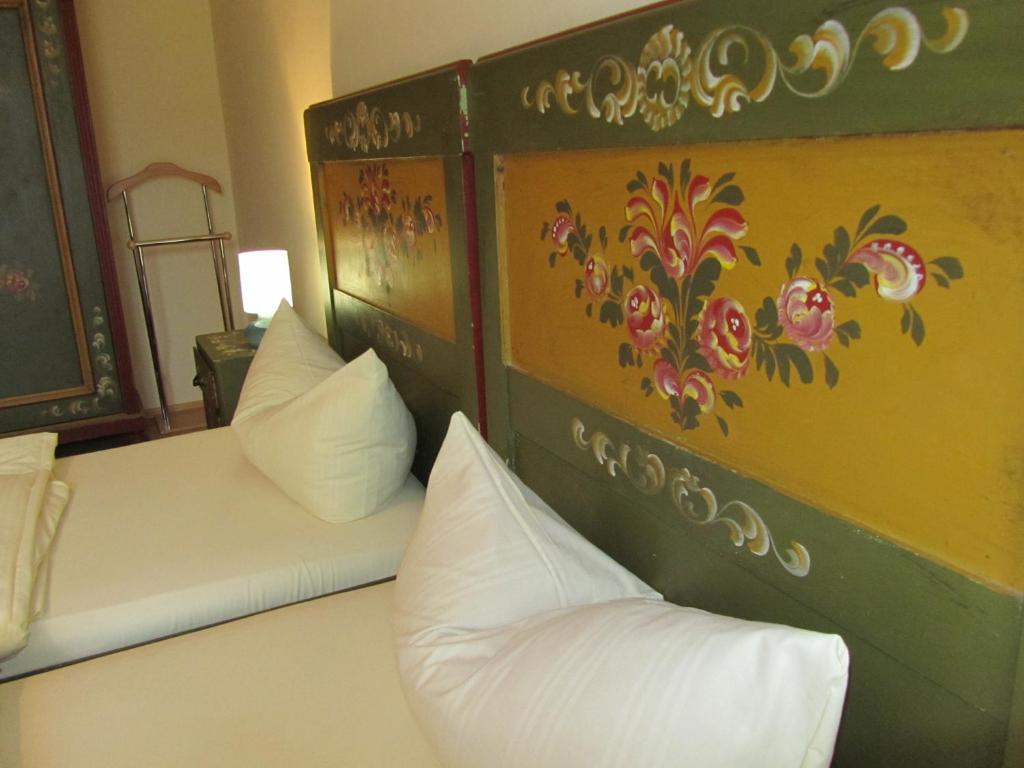 Hotel Gasthof Humplbrau Wolfratshausen Rom bilde